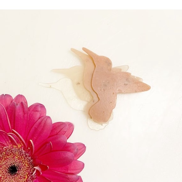 Mini paper hummingbird soaps - Picture 3 of 5